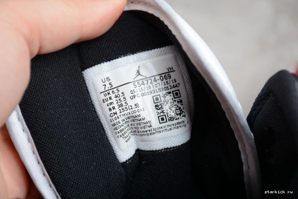 Jordan 554724-069 Mid Chicago 554724-069 Air 1 Toe 0523